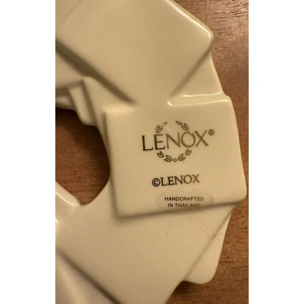 LENOX 2007 WREATH CHRISTMAS ORNAMENT 